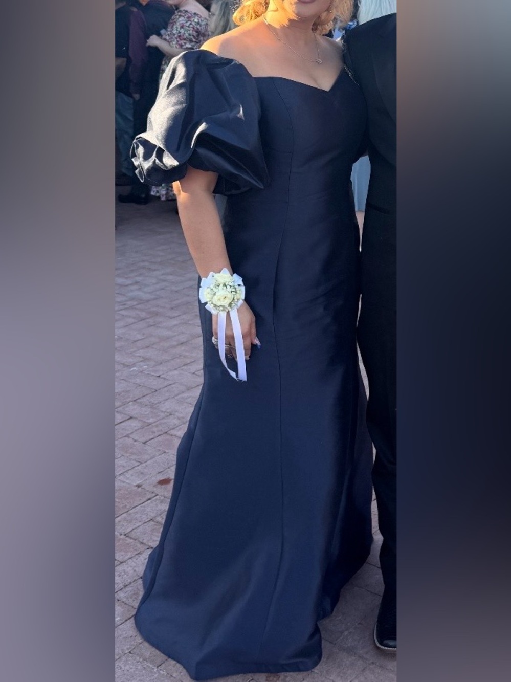 Mac Duggal Black Off-Shoulder Mermaid Gown with Voluminous Puff Sleeves - Picture 3 of 3